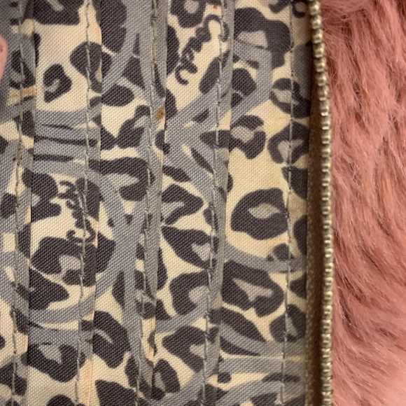 RARE Coach Poppy shimmery wristlet - Picture 13 of 15